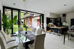 Ready to Use! Luxury House LT 536m2 Desain Elegan di Pangkalan Jati Ready to Use! Luxury House LT 536m2 Desain Elegan di Pangkalan Jati