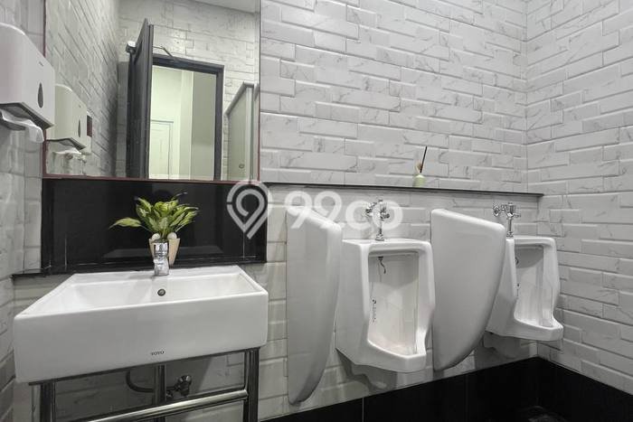 Dijual Kantor Kawasan Lebak Bulus, Luas 2000m2m², Area Komersial Dijual Kantor Kawasan Lebak Bulus, Luas 2000m2m², Area Komersial
