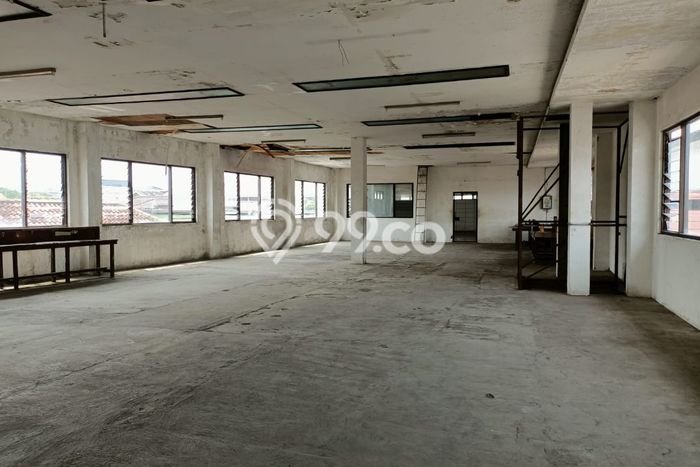 Gudang di Majapahit, Luas 876m², Area Bisnis, Disewakan Gudang di Majapahit, Luas 876m², Area Bisnis, Disewakan