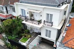 Dijual Rumah Mewah Exclusive di Kebayoran Baru, Jakarta Selatan Dijual Rumah Mewah Exclusive di Kebayoran Baru, Jakarta Selatan