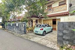 PENAWARAN TERBATAS! Rumah Premium area Cipete, Luas 345m2m² Bangunan 295m2m² PENAWARAN TERBATAS! Rumah Premium area Cipete, Luas 345m2m² Bangunan 295m2m²