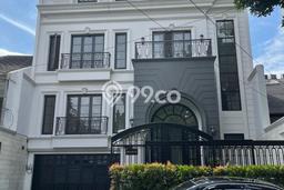 Siap Huni Rumah Mewah 4 Kamar di Kebayoran Baru Dekat ke Mana Saja Siap Huni Rumah Mewah 4 Kamar di Kebayoran Baru Dekat ke Mana Saja