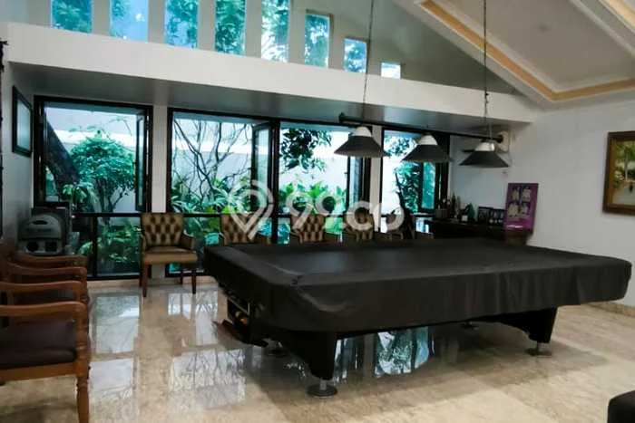Rumah Elit LB 398m2 Siap Huni Desain Elegan di Pondok Indah, Jakarta Selatan Rumah Elit LB 398m2 Siap Huni Desain Elegan di Pondok Indah, Jakarta Selatan
