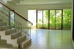 Rumah Luxury Modern Siap Huni di BSD Tangerang Rumah Luxury Modern Siap Huni di BSD Tangerang