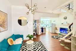Dijual Rumah Eksklusif 2 KT di Bintaro, Tangerang Selatan Dijual Rumah Eksklusif 2 KT di Bintaro, Tangerang Selatan