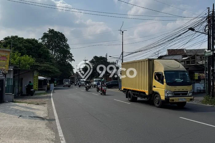 Tanah Kosong Dijual di Tangerang Selatan dengan Area 800m2 Tanah Kosong Dijual di Tangerang Selatan dengan Area 800m2