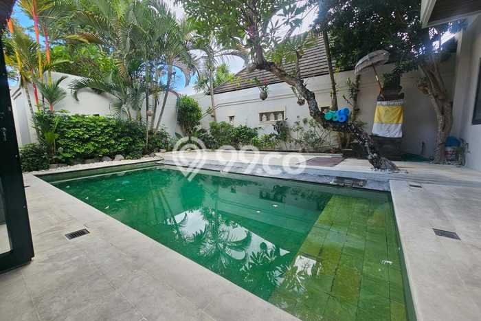 Vila Berkembang Kawasan Kerobokan, Luas 300m², Area Asri Vila Berkembang Kawasan Kerobokan, Luas 300m², Area Asri