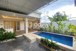 Peluang Langka! Vila Kawasan Kediri, Dimensi 110m2m², Kawasan Berkembang dengan nilai meningkat Peluang Langka! Vila Kawasan Kediri, Dimensi 110m2m², Kawasan Berkembang dengan nilai meningkat
