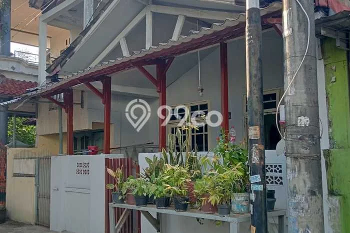 Jual Rumah Bagus Siap Huni LB 120m2 di Ciledug, Tangerang Jual Rumah Bagus Siap Huni LB 120m2 di Ciledug, Tangerang