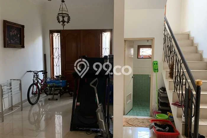 Rumah Mewah Akses Strategis di Jakarta Barat Rumah Mewah Akses Strategis di Jakarta Barat