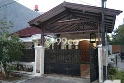 Rumah Elit LB 300m2 Siap Huni Desain Elegan di Rawamangun, Jakarta Timur Rumah Elit LB 300m2 Siap Huni Desain Elegan di Rawamangun, Jakarta Timur