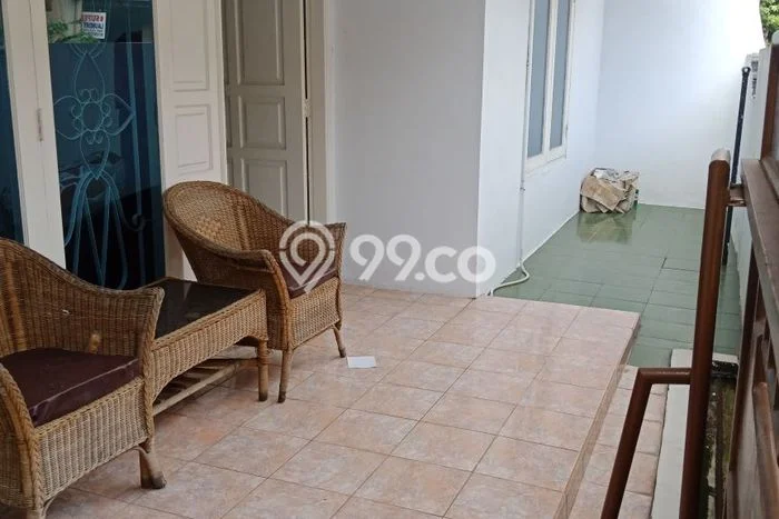 Rumah Elit Modern Tanpa Renovasi di Pulo Asem Jakarta Timur Rumah Elit Modern Tanpa Renovasi di Pulo Asem Jakarta Timur