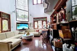 Jual Rumah Luas Elegan Dengan View Eksklusif di Kayu Putih, Jakarta Timur Jual Rumah Luas Elegan Dengan View Eksklusif di Kayu Putih, Jakarta Timur