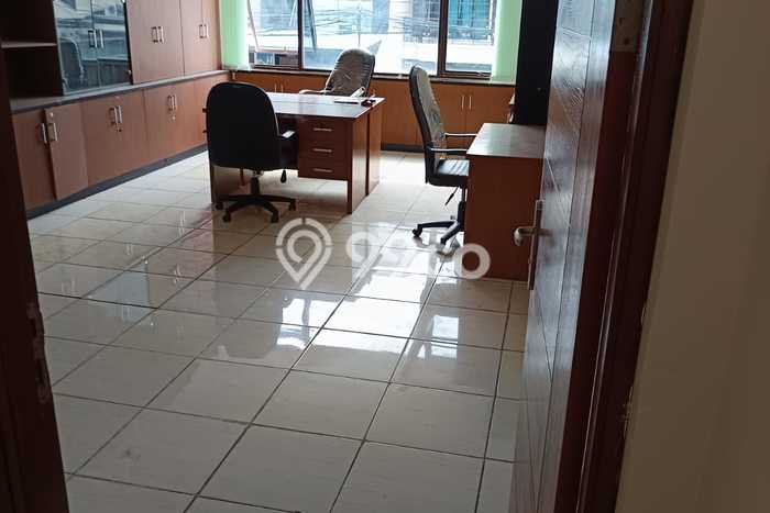 Ruko Paling Dicari LB 152m2 Dijual di Dukuh Pakis Ruko Paling Dicari LB 152m2 Dijual di Dukuh Pakis