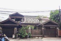 Ready to Use! Premium House LT 299m2 Desain Elegan di Rawamangun Ready to Use! Premium House LT 299m2 Desain Elegan di Rawamangun