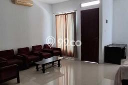 Jual Rumah Mewah Megah Dengan View Cantik di Rawamangun, Jakarta Timur Jual Rumah Mewah Megah Dengan View Cantik di Rawamangun, Jakarta Timur
