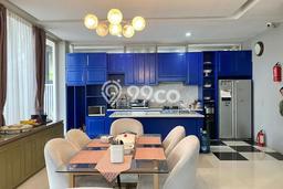 Rumah Elit Modern Tanpa Renovasi di Lebak Bulus Jakarta Selatan Rumah Elit Modern Tanpa Renovasi di Lebak Bulus Jakarta Selatan