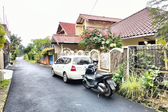 For Sale Hunian Rumah Terawat 5 Kamar di Gunung Batu, Bogor For Sale Hunian Rumah Terawat 5 Kamar di Gunung Batu, Bogor