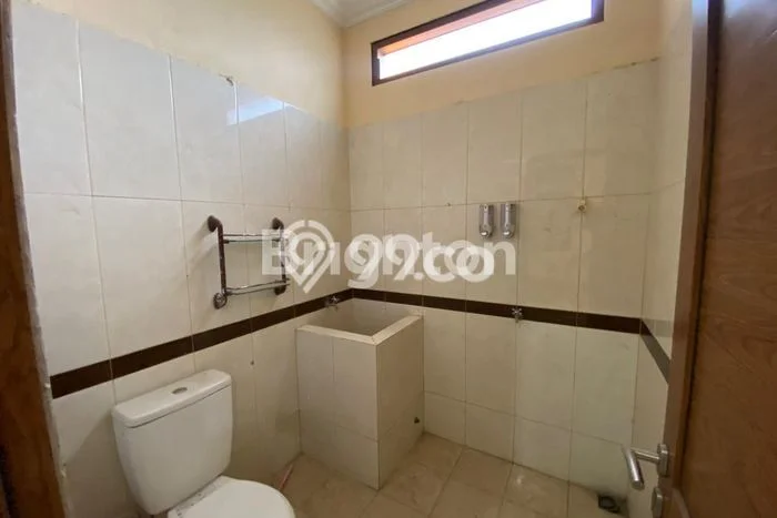 Rumah Modern 4 KT di Kemang Pratama Bekasi Rumah Modern 4 KT di Kemang Pratama Bekasi