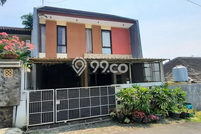 Rumah di Jangli, 4 KT, View Indah, LT 98m² LB 150m² Rumah di Jangli, 4 KT, View Indah, LT 98m² LB 150m²