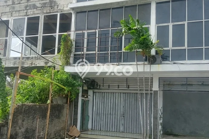 Ruko disewakan di Tegal Timur Tegal dengan luas bangunan 200m2 Ruko disewakan di Tegal Timur Tegal dengan luas bangunan 200m2