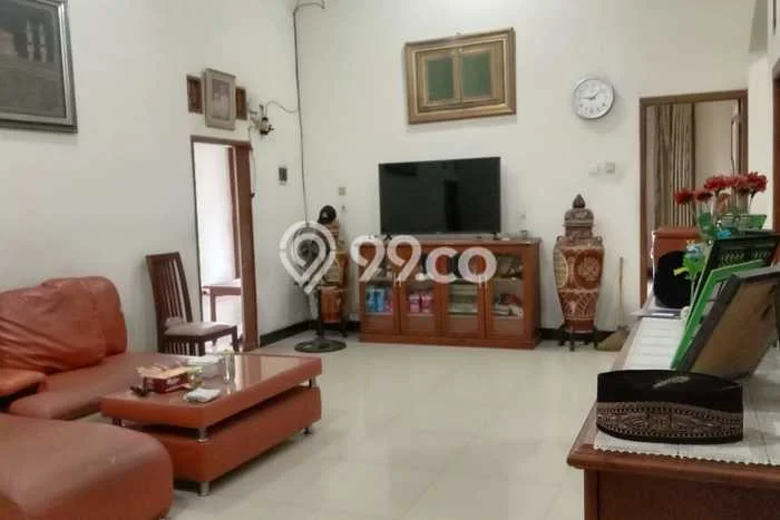Siap Huni Hunian Elit 9 Kamar di Tegal Timur Dekat ke Mana Saja Siap Huni Hunian Elit 9 Kamar di Tegal Timur Dekat ke Mana Saja