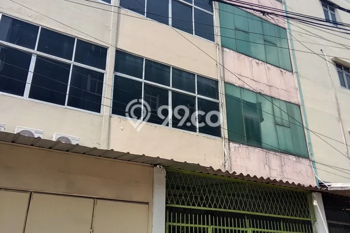 Disewakan Ruko komersial di Tambora luas bangunan 160m2 Disewakan Ruko komersial di Tambora luas bangunan 160m2