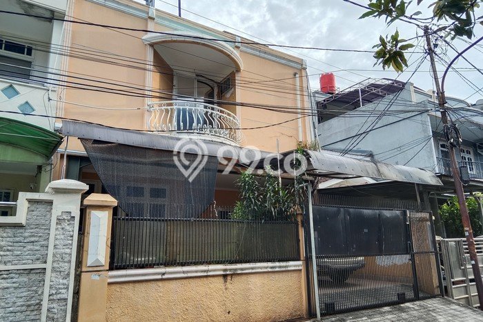 Hunian Nyaman Asri 4 KT Siap Huni di Jelambar Jakarta Barat Hunian Nyaman Asri 4 KT Siap Huni di Jelambar Jakarta Barat