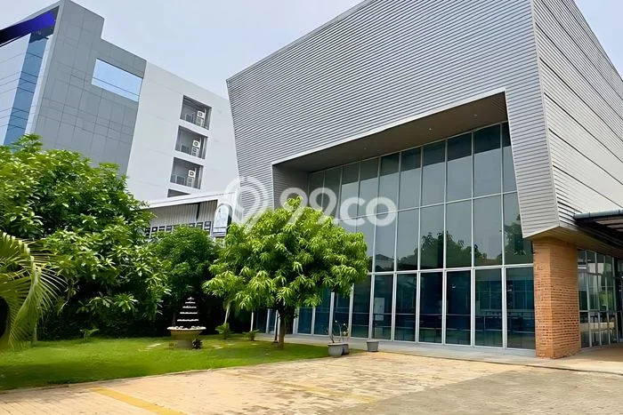 AREA KOMERSIAL! Gudang Kawasan Gading Serpong, Luas 443m², Akses Raya AREA KOMERSIAL! Gudang Kawasan Gading Serpong, Luas 443m², Akses Raya