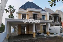 Rumah Berkualitas LT 182m² / LB 135m² di Lokasi Strategis Gamping, Sleman Rumah Berkualitas LT 182m² / LB 135m² di Lokasi Strategis Gamping, Sleman