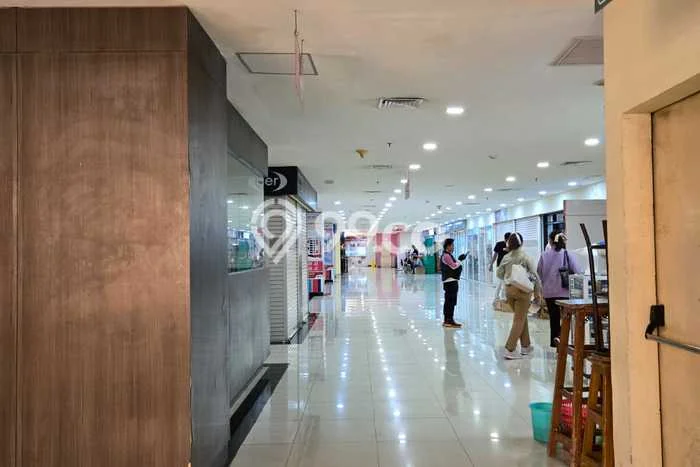 LOKASI PREMIUM! Komersial Kawasan Senen, Luas 4m2m², Jalan Strategis LOKASI PREMIUM! Komersial Kawasan Senen, Luas 4m2m², Jalan Strategis