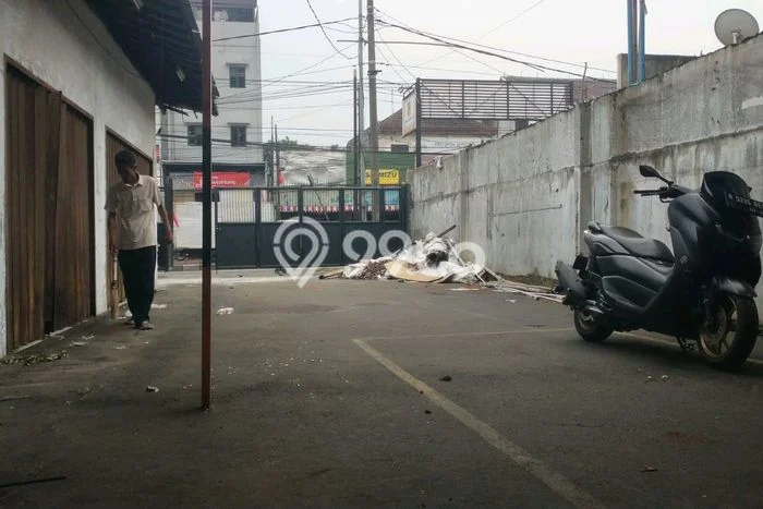 Unit Gudang Dijual di Ciledug Tangerang Luas Bangunan 79m2 Unit Gudang Dijual di Ciledug Tangerang Luas Bangunan 79m2