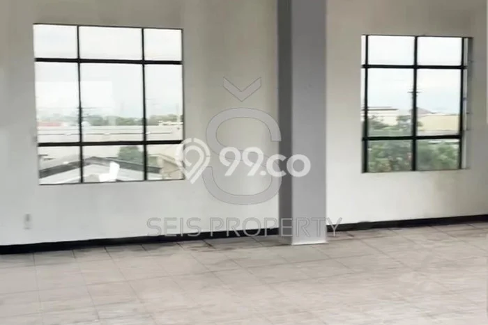 AREA KOMERSIAL! Gudang di Regol, Luas 1115m², Posisi Strategis AREA KOMERSIAL! Gudang di Regol, Luas 1115m², Posisi Strategis