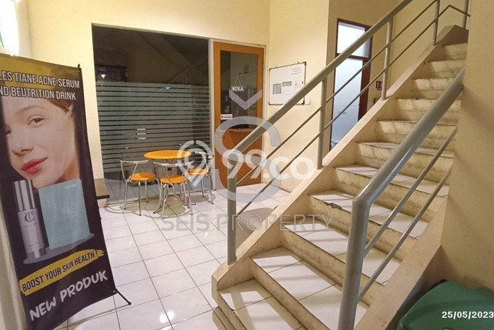Unit Ruko Dijual di Bandung LT 85m2 & LB 250m2 Unit Ruko Dijual di Bandung LT 85m2 & LB 250m2