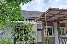 PREMIUM LIVING! Rumah di , 2 KT, Kawasan Prospektif, Luas 84m2m² Bangunan 48m2m² PREMIUM LIVING! Rumah di , 2 KT, Kawasan Prospektif, Luas 84m2m² Bangunan 48m2m²