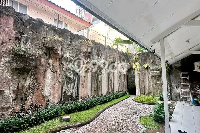 Rumah Elit Modern Siap Huni di Sektor 9-Bintaro Tangerang Selatan Rumah Elit Modern Siap Huni di Sektor 9-Bintaro Tangerang Selatan