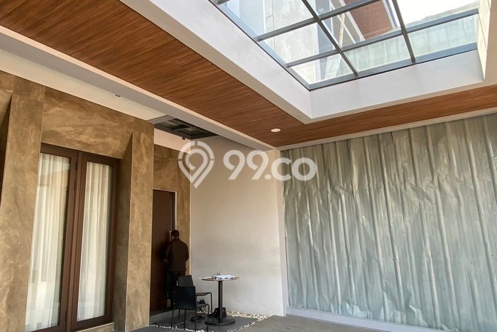 Ready to Use! Premium House LT 300m2 Desain Modern di Gading Serpong Ready to Use! Premium House LT 300m2 Desain Modern di Gading Serpong