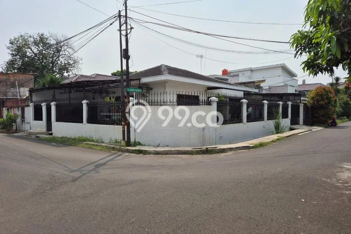 Dijual Rumah Luas Megah Dengan View Cantik di Kedoya Baru, Jakarta Barat Dijual Rumah Luas Megah Dengan View Cantik di Kedoya Baru, Jakarta Barat