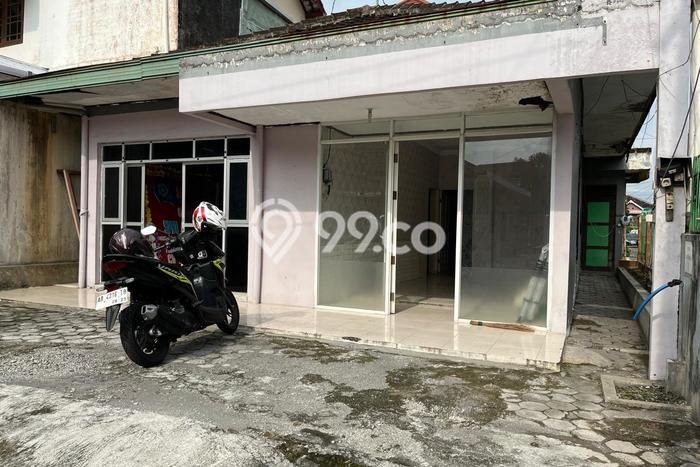 For Sale Rumah 3 Kamar Lokasi Strategis Nyaman dan Strategis di Umbulharjo For Sale Rumah 3 Kamar Lokasi Strategis Nyaman dan Strategis di Umbulharjo