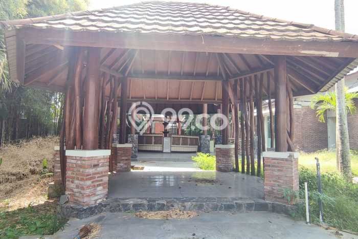 LOKASI STRATEGIS! Komersial For Rent di Mlati, Luas 600m², Kawasan Berkembang LOKASI STRATEGIS! Komersial For Rent di Mlati, Luas 600m², Kawasan Berkembang