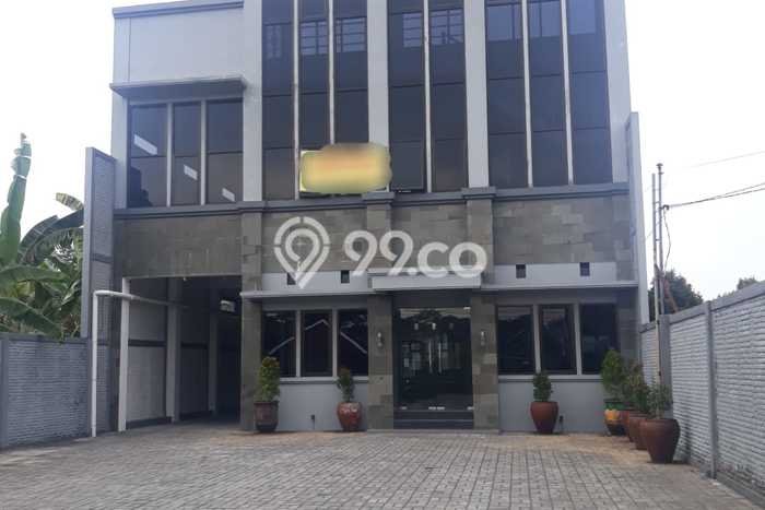 Disewakan Ruko Kawasan Caturtunggal, Luas 484m², Area Premium, Ready Untuk Dipakai Disewakan Ruko Kawasan Caturtunggal, Luas 484m², Area Premium, Ready Untuk Dipakai