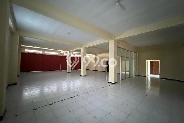 Ruko Disewa di Umbulharjo, Yogyakarta, LT 1000m2 / LB 425m2 Ruko Disewa di Umbulharjo, Yogyakarta, LT 1000m2 / LB 425m2