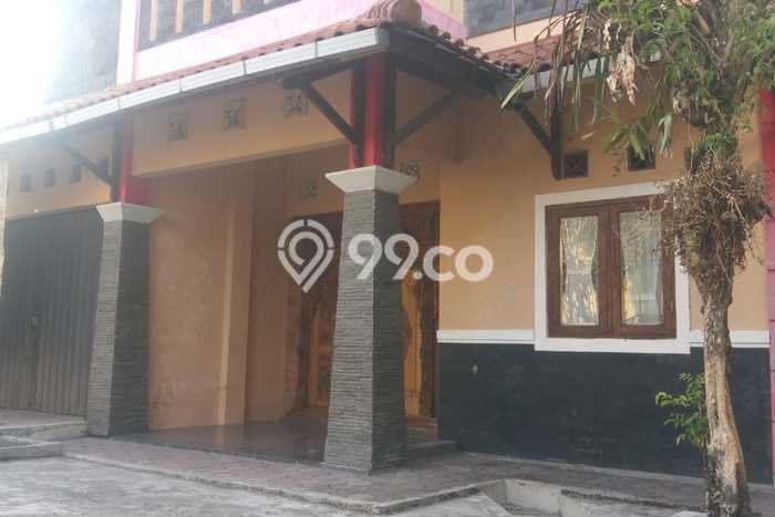 PENAWARAN EKSKLUSIF! Rumah di Condong Catur, 4 KM, Area Premium, LT 350m² Bangunan 200m² PENAWARAN EKSKLUSIF! Rumah di Condong Catur, 4 KM, Area Premium, LT 350m² Bangunan 200m²