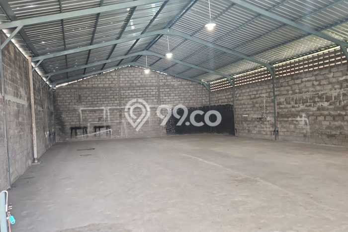 Disewakan Gudang Area Komersial Kawasan Mlati, Luas 250m², Siap Usaha Disewakan Gudang Area Komersial Kawasan Mlati, Luas 250m², Siap Usaha