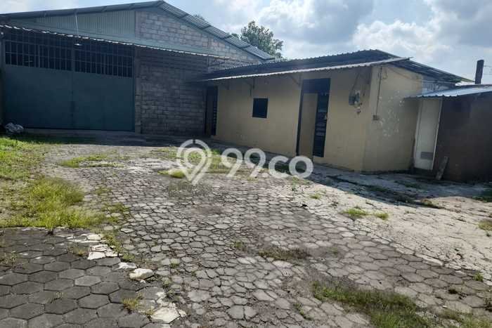 Disewakan Gudang Area Komersial Kawasan Mlati, Luas 250m², Siap Usaha Disewakan Gudang Area Komersial Kawasan Mlati, Luas 250m², Siap Usaha