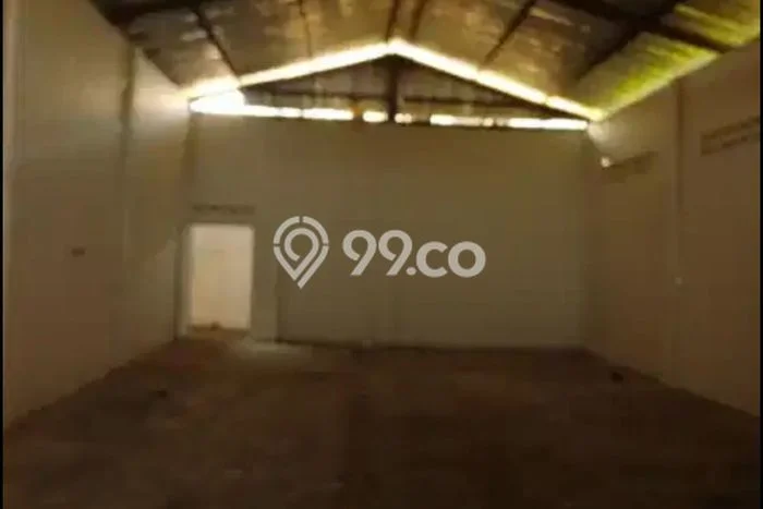 For Rent Gudang Premium di Sewon, Luas 200m², Area Utama For Rent Gudang Premium di Sewon, Luas 200m², Area Utama