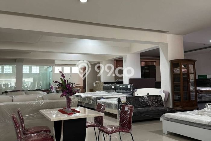 Untuk Disewa Ruko di Mantrijeron Yogyakarta LT 980m2, LB 1800m2 Untuk Disewa Ruko di Mantrijeron Yogyakarta LT 980m2, LB 1800m2