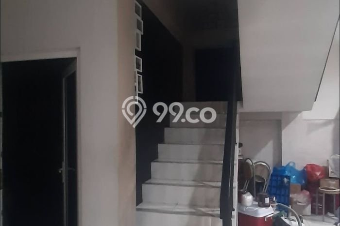 For Sale Rumah 5 Kamar Lokasi Ideal Nyaman dan Strategis di Karang Tengah For Sale Rumah 5 Kamar Lokasi Ideal Nyaman dan Strategis di Karang Tengah