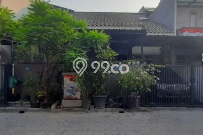 For Sale Rumah 5 Kamar Lokasi Ideal Nyaman dan Strategis di Karang Tengah For Sale Rumah 5 Kamar Lokasi Ideal Nyaman dan Strategis di Karang Tengah