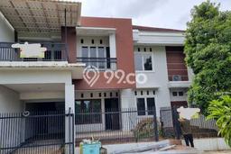 Jual Rumah Luas Elegan Dengan View Eksklusif di BSD City, Tangerang Jual Rumah Luas Elegan Dengan View Eksklusif di BSD City, Tangerang